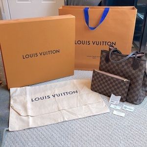 Louis Vuitton Neverfull MM Rose Ballerina